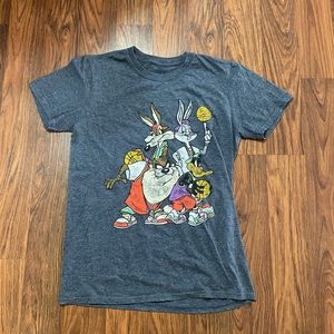 🔥🔥 looney tunes basketball t shirt 🔥🔥